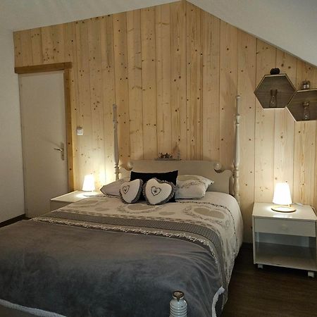 Gite Eglantine 2 A 6 Personnes Avec Spa Et Salle De Jeux Dans La Residence Ventron Exterior photo